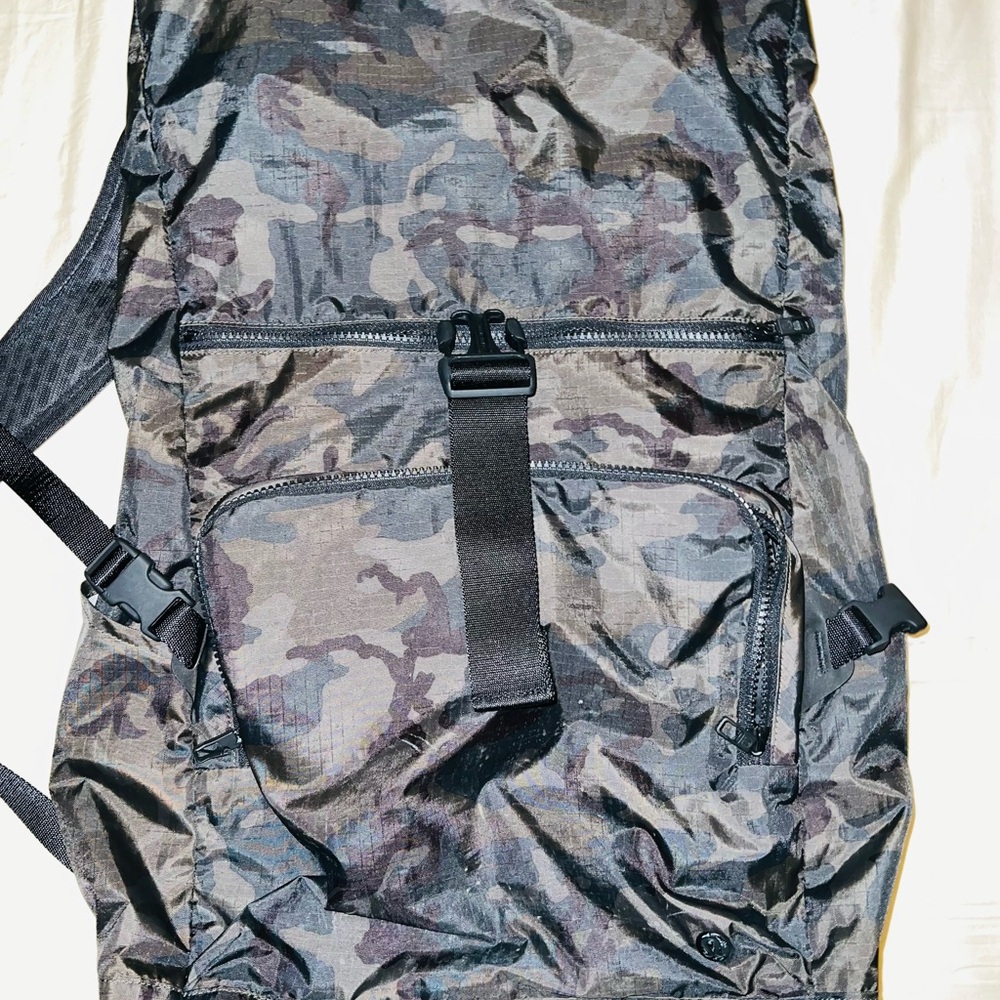 Lululemon Camouflage Men's Backpack